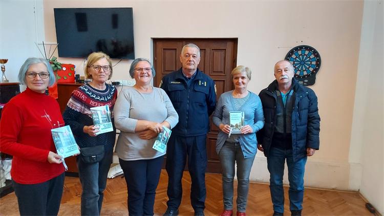 Slika /2022/Održana predavanja umirovljenicima u Goričanu i Donjoj Dubravi/IMG_1972.JPG